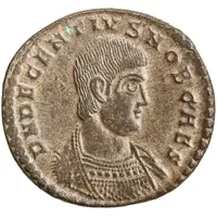 Maiorina - Decentius as Caesar VICTORIAE DD NN AVG ET CAE, Lugdunum