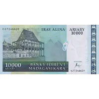 10 000 Ariary