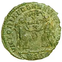 Maiorina - Decentius VICTORIAE DD NN AVG ET CAE, Aquileia