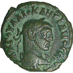 Tetradrachm - Diocletianus Tyche standing ETOVC, star over Gamma, Alexandria