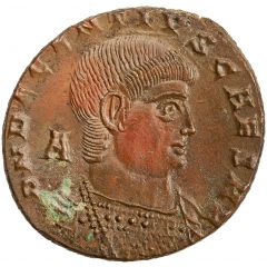 Maiorina - Decentius VICTORIAE DD NN AVG ET CAE, Arelate