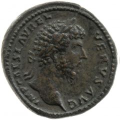 Sestertius - Lucius Verus FORT RED TR POT III COS II S C, Fortuna