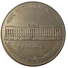 Medal - Buckingham Palace The Queen`s Gallery