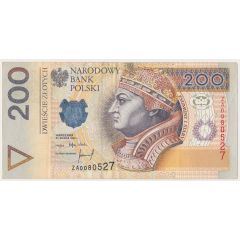 200 Zlotys