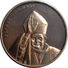 Medal - World Youth Day Pope Benedict - Blessing the Faithful