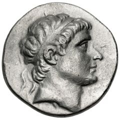 Tetradrachm - Antiochos Hierax Lampsakos