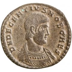 Maiorina - Decentius as Caesar VICTORIAE DD NN AVG ET CAE, Lugdunum