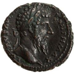 As - Lucius Verus TR P VIIII IMP V COS III S C, Roma and Victory
