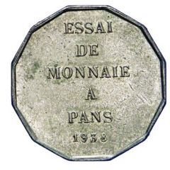Essai de fabrication de monnaie à 12 pans