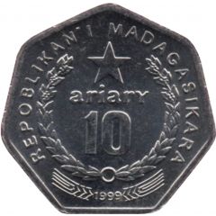 10 Ariary motto C