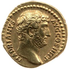 Aureus - Hadrian IVSTITIA AVG, Justitia