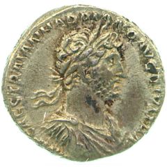 Denarius - Hadrian PARTH F DIVI NER NEP P M TR P COS IVSTITIA, Justitia