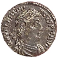 Nummus - Valentinianus I GLORIA ROMANORVM, Q in left field, A / (c / R) in right field, Siscia