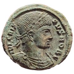 Nummus - Crispus VICTORIAE LAETAE PRINC PERP, wreath in square; Siscia