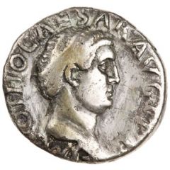 Denarius - Otho PONT MAX, Jupiter