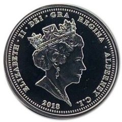 5 Pounds - Elizabeth II Remembrance Day, Silver Plated