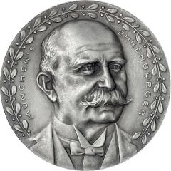 First long distance flight of a Zeppelin between Friedrichshafen and Munich - Ferdinand Graf von Zeppelin