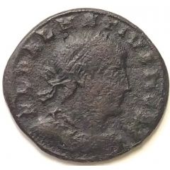 Nummus - Dalmatius GLORIA EXERCITVS, Two standards, Thessalonica