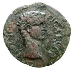 Æ18 - Tiberius L A FAVSTVS D C BASSVS IIVIR P P D D