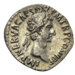 Quinarius - Nerva VICTORIA AVGVST, Victory