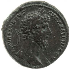 Sestertius - Lucius Verus VICT AVG TR P IIII IMP II COS II S C, Victory and Armenia