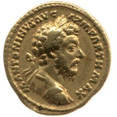 Aureus - Marcus Aurelius TR P XX IMP IIII COS III, Victory
