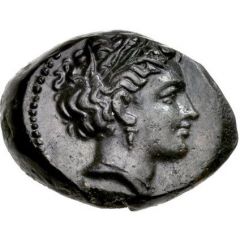 Trichalkon