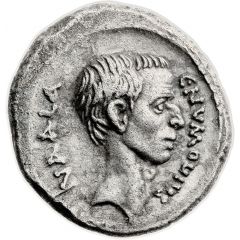 Denarius Numonia: Gaius Numonius Vaala, C•NVMONIVS VAALA / VAALA