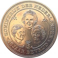 Medal - 40 Years Liberation - 11 Provinces World War II