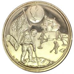 Token - Landing on the Moon