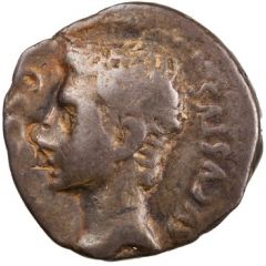 Denarius - Augustus SIGNIS RECEPTIS CL V S P Q R