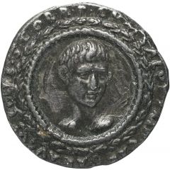 Denarius - Augustus L MESCINIVS RVFVS IIIVIR S C IMP CAES AVGV COMM CONS
