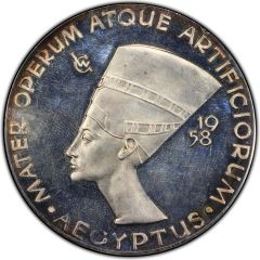 3 Argenteus - Aureus Magnus Egypt, Nefertiti, Type 2
