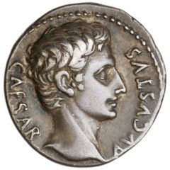 Denarius - Augustus SIGNIS RECEPTIS CL V S P Q R
