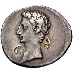 Denarius - Augustus CAESAR AVGVSTVSCL V