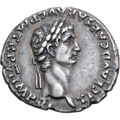 Denarius - Claudius PACI AVGVSTAE, Pax and Nemesis