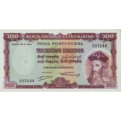 300 Escudos