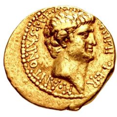 Aureus - Marcus Antonius and Octavia M·ANTONIVS·M·F·M·N·AVGVR·IMP·TER / COS·DESIGN·ITER·ET·TER·III·VIR·R·P·C