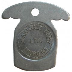 1 Quart Homo Milk - Meadowvale Dairy Ltd. Truro, Nova Scotia
