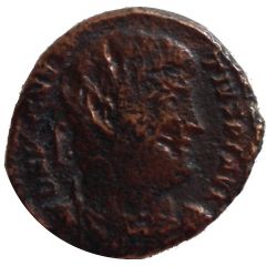 Follis - Decentius VICT DD NN AVG ET CAES, Rome