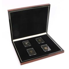 1/4 Crown - Elizabeth II Penny Black Stamp