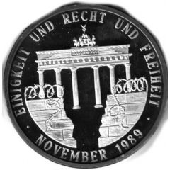 Medal - November 1989