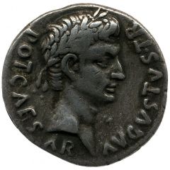 Denarius - Augustus L MESCINIVS RVFVS IIIVIR XV SF IMP CAES AVG LVD SAEC, Mars
