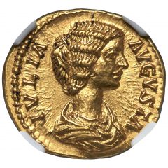 Aureus - Julia Domna DIANA LVCIFERA, Diana without crescent on shoulders