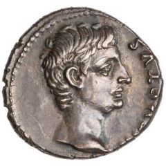 Denarius - Augustus L CANINIVS GALLVS IIIVIR