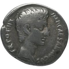Denarius - Augustus C ANTIST VETVS IIIVIR APOLLINI ACTIO, Apollo