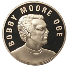 Mint Token - Bobby Moore OBE 40th Anniversary of England`s World Cup Victory