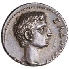 Denarius - Augustus L LENTVLVS FLAMEN MARTIALIS, Victory