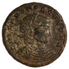 Nummus - Crispus as Caesar VICTORIAE LAETAE PRINC PERP, wreath in square, Siscia
