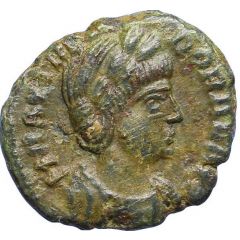 Nummus - Theodora PIETAS ROMANA, with a cross and no dot in exergue, Treveri
